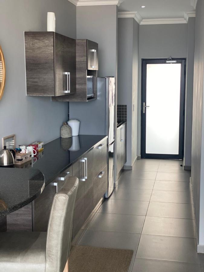Apartment 32, Bay View Suites Langstrand Exterior foto