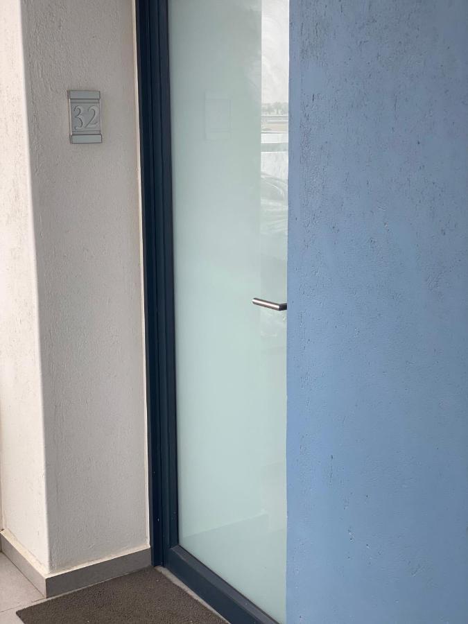 Apartment 32, Bay View Suites Langstrand Exterior foto